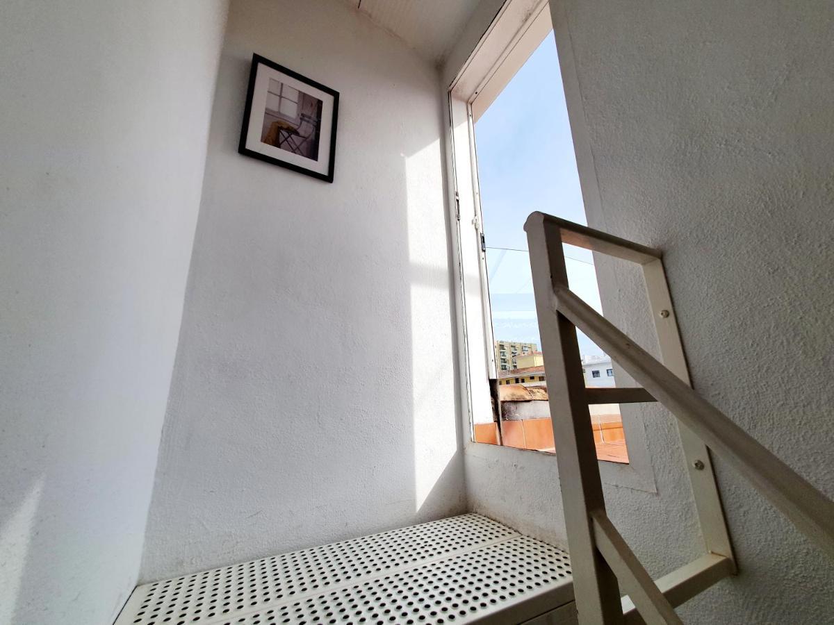 Captain'S Penthouse Studio ฟูเอนฮิโรลา ภายนอก รูปภาพ